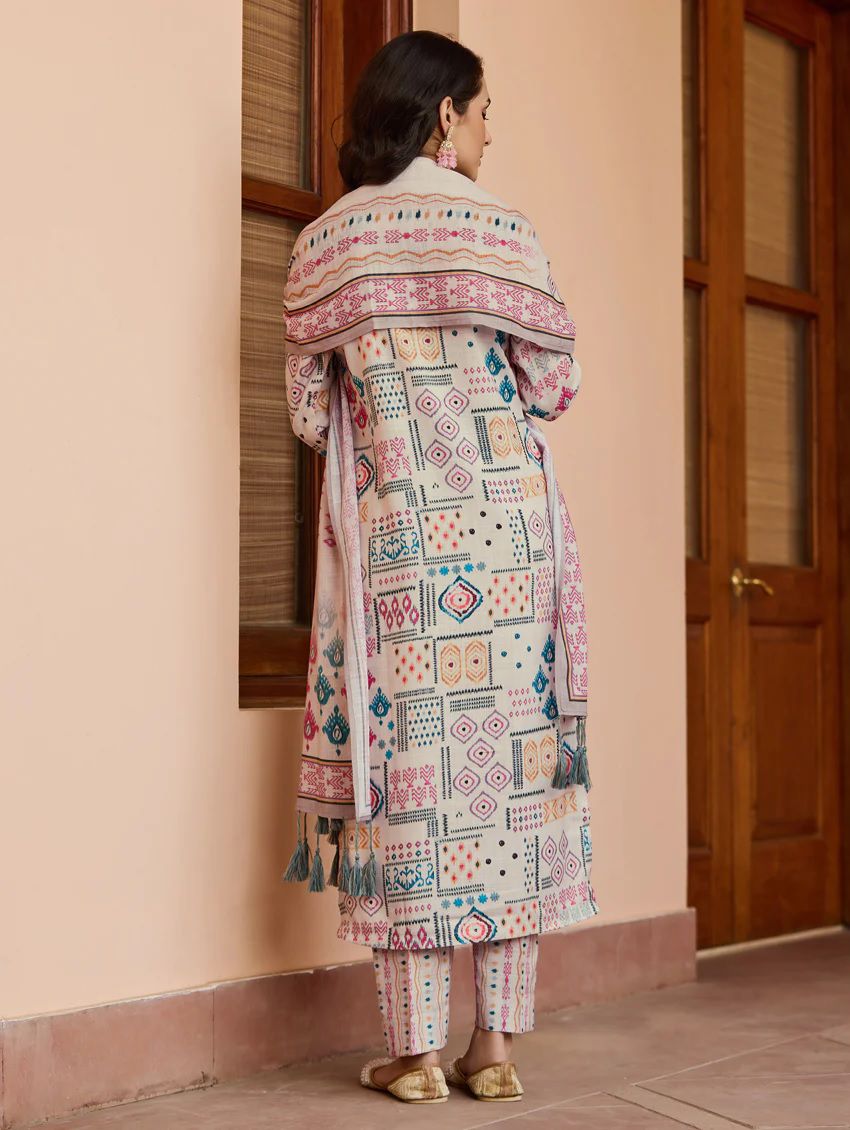 Ivory Heritage Print Kurta Set with Tassel Dupatta
