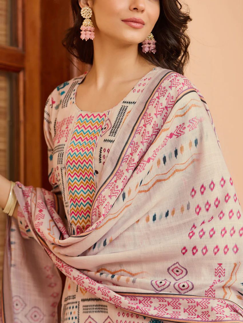 Ivory Heritage Print Kurta Set with Tassel Dupatta