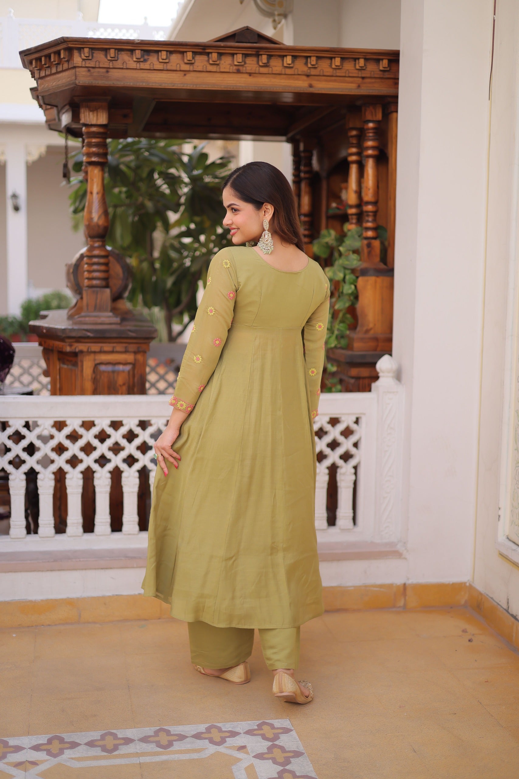 Bloom Garden Mal Chanderi Kurta Set