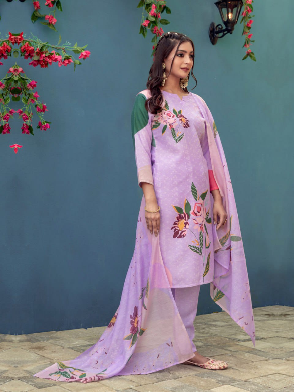 DESIGNER SUIT SET
