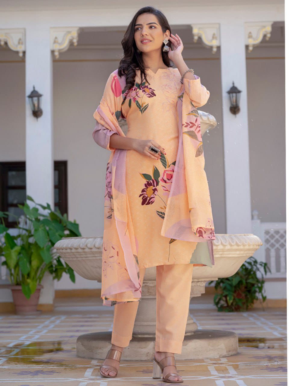 DESIGNER SUIT SET