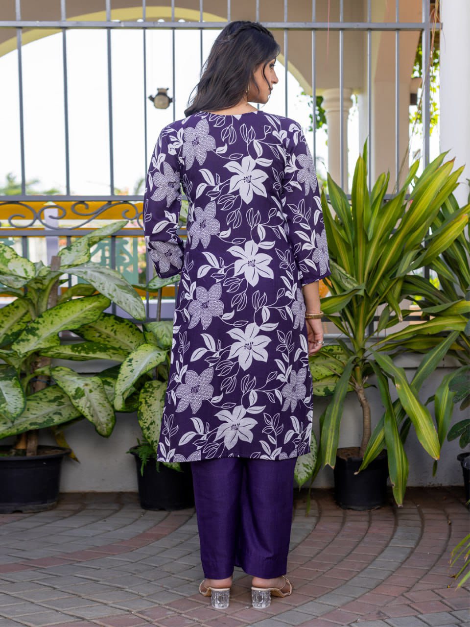 DESIGNER SUIT SET