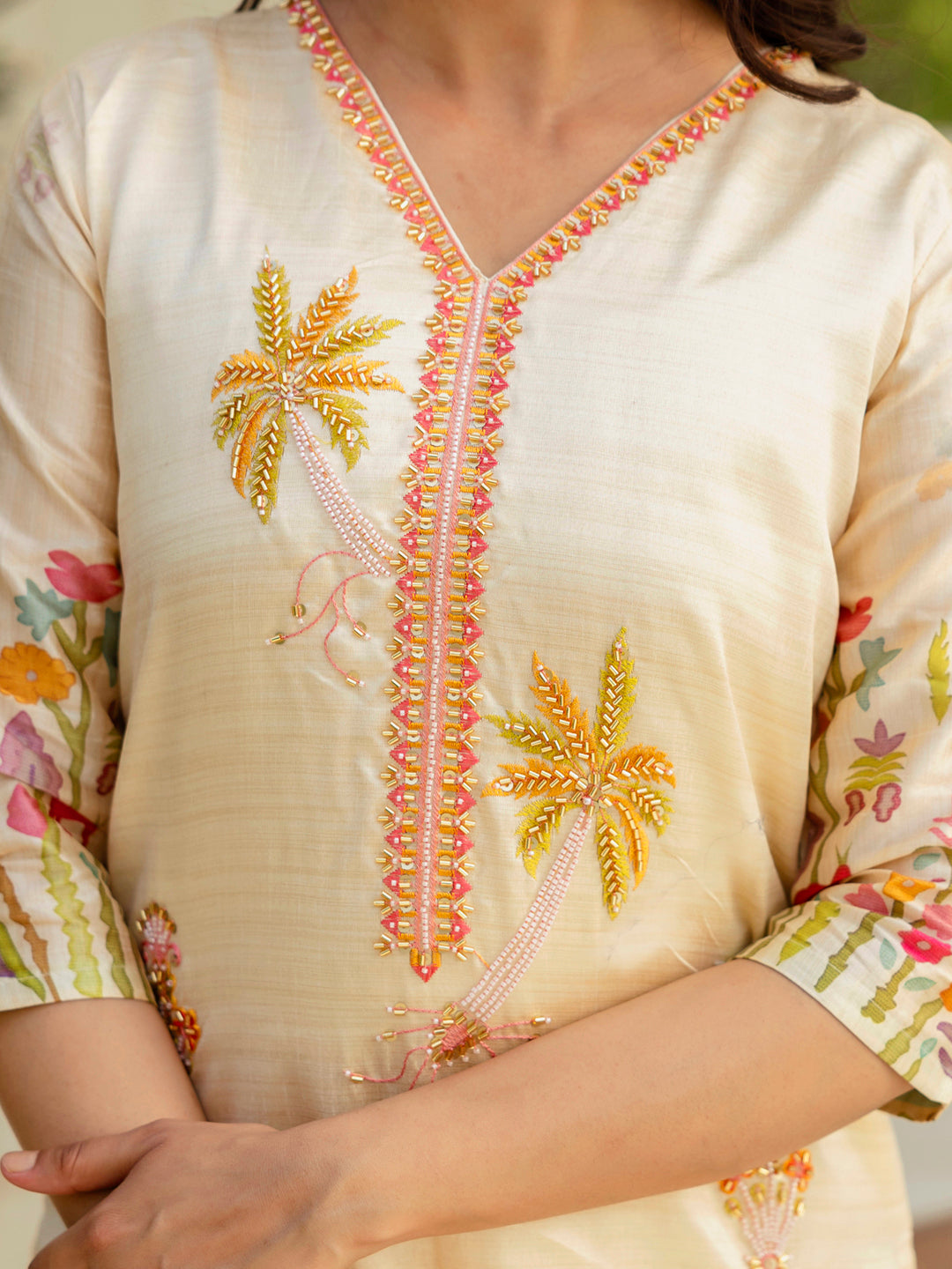 Cream Floral Print Silk Women Kurta Sets With Printed Dupatta Suits