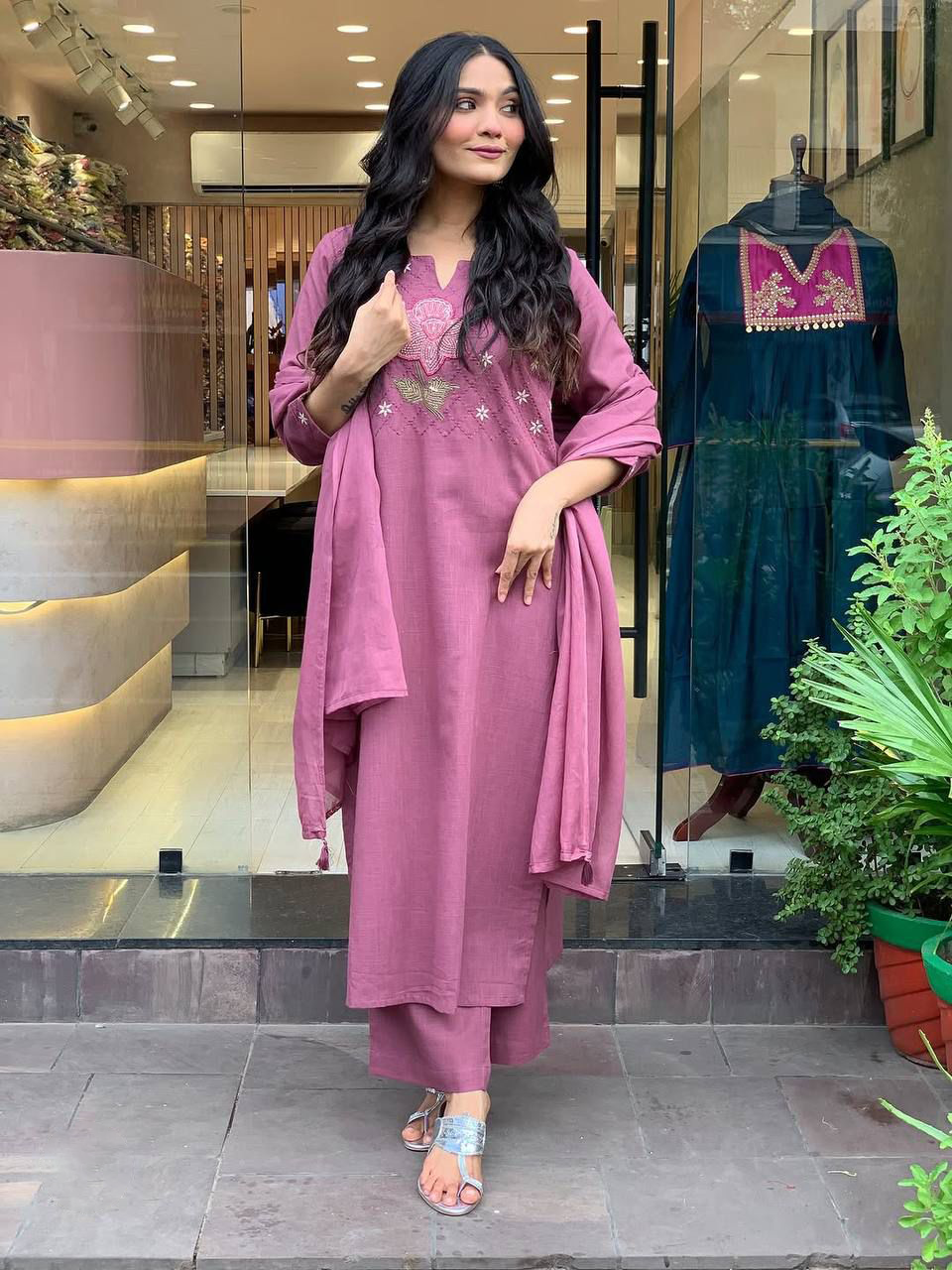 Women's Petal Pink Embroidered Cotton Blend Kurta Sets With Dupatta