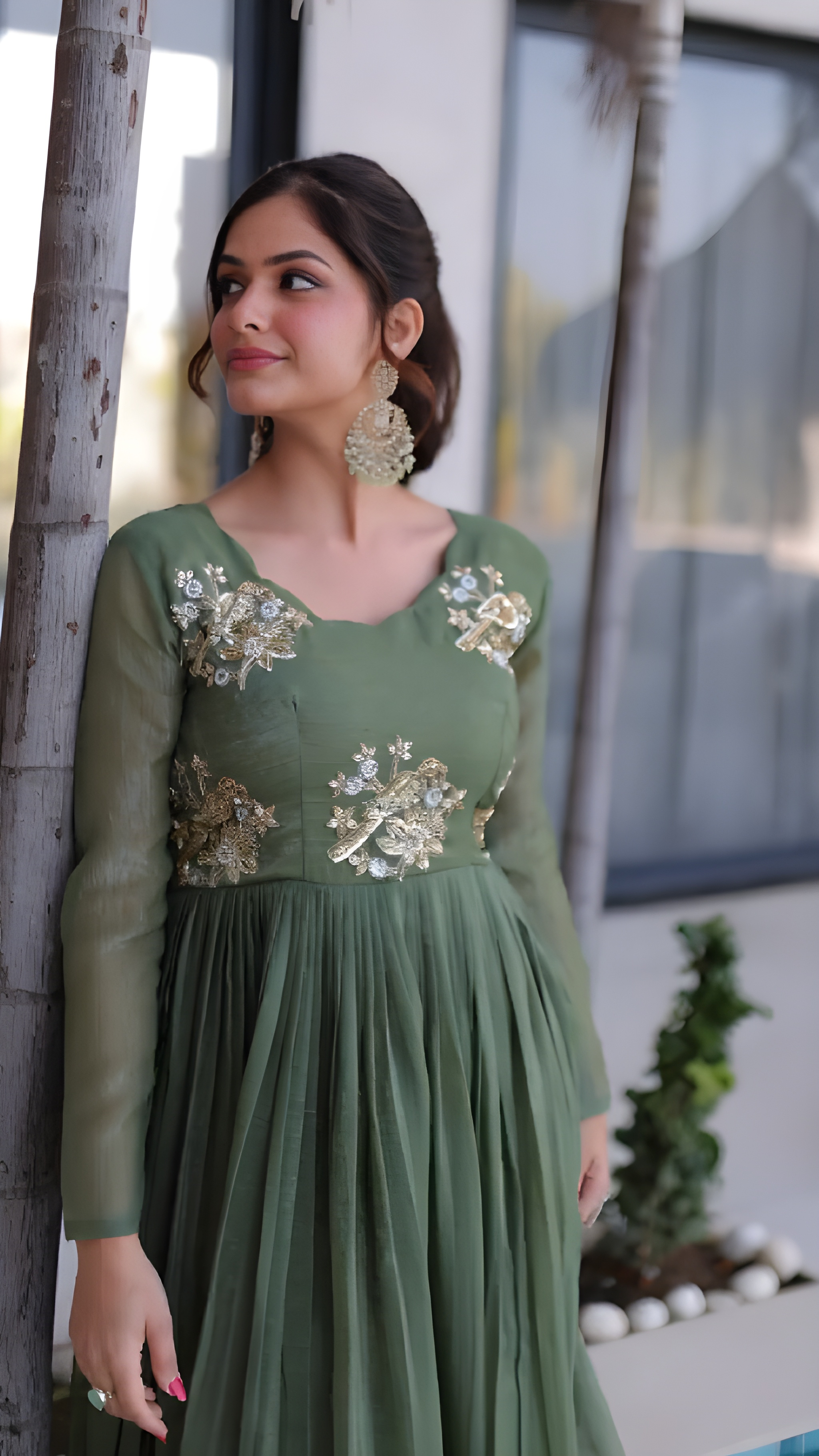 Dewdrop Beads Silver Crunchy Gown