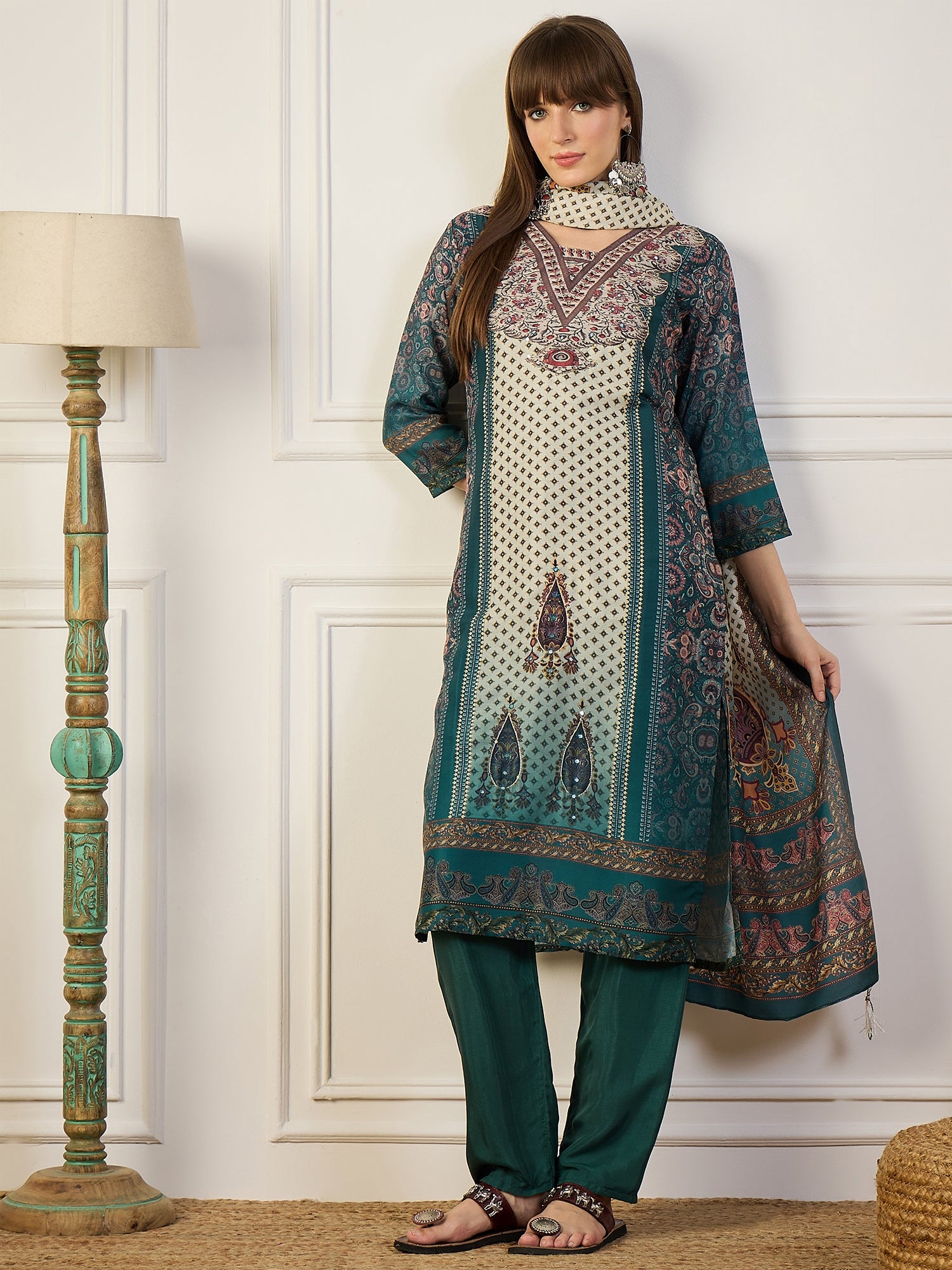DESIGNER SUIT SET