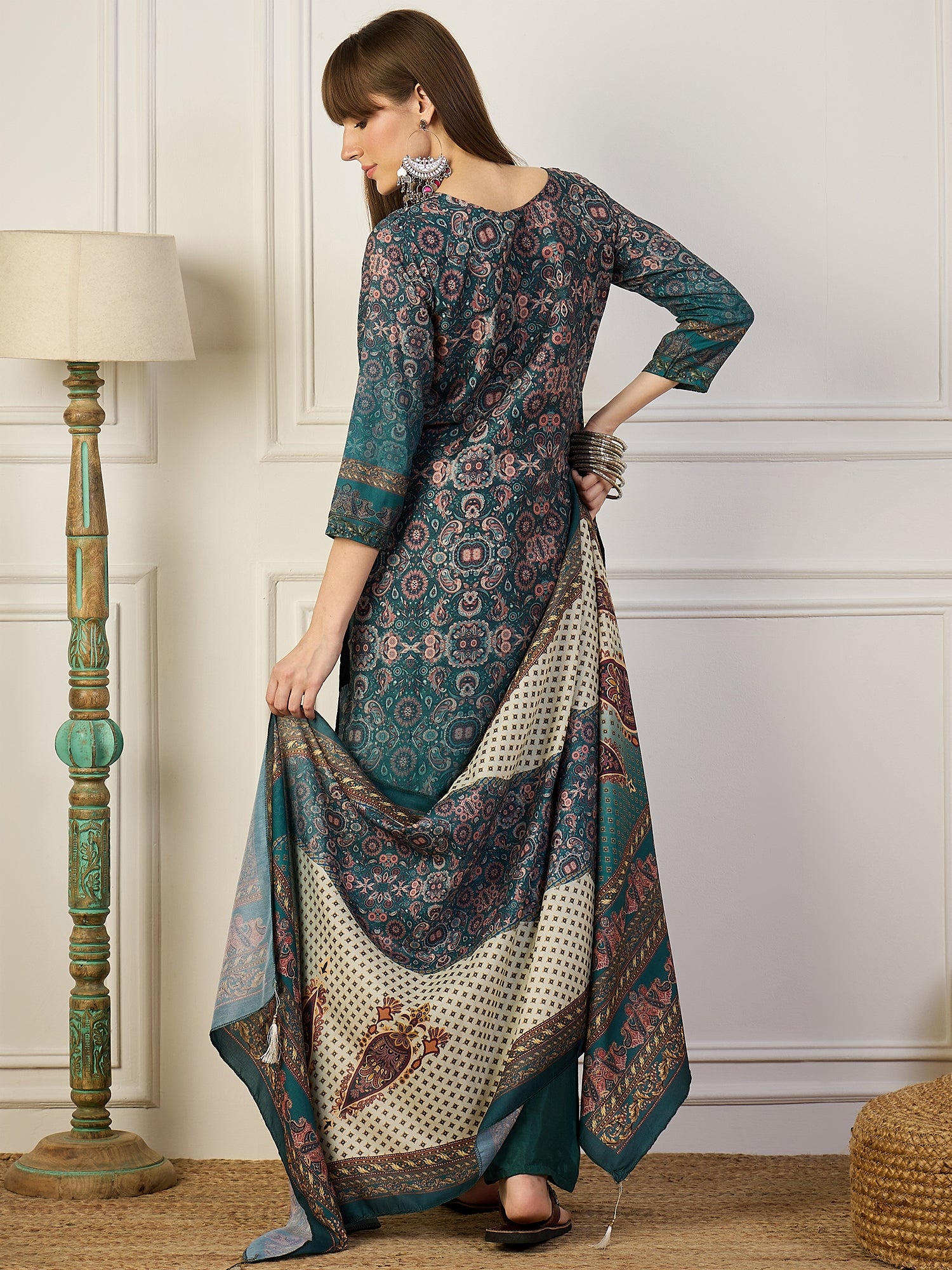 DESIGNER SUIT SET
