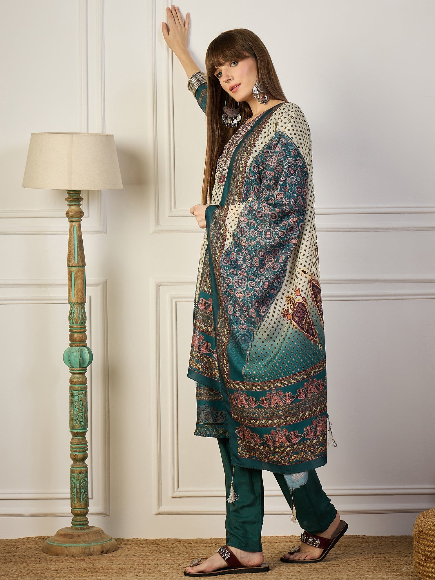 DESIGNER SUIT SET