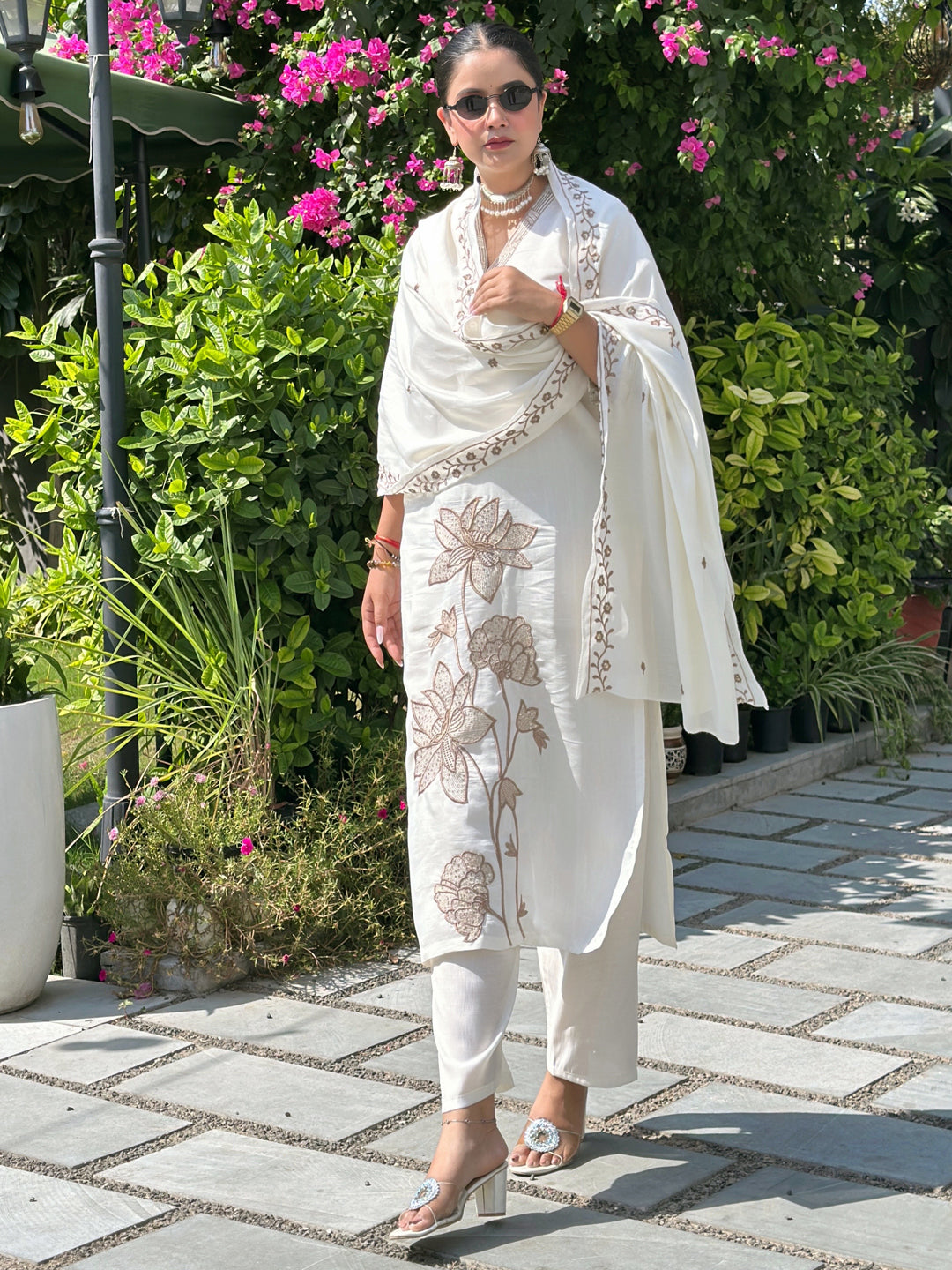 White Floral Embroidered Kurta with Trousers & Dupatta