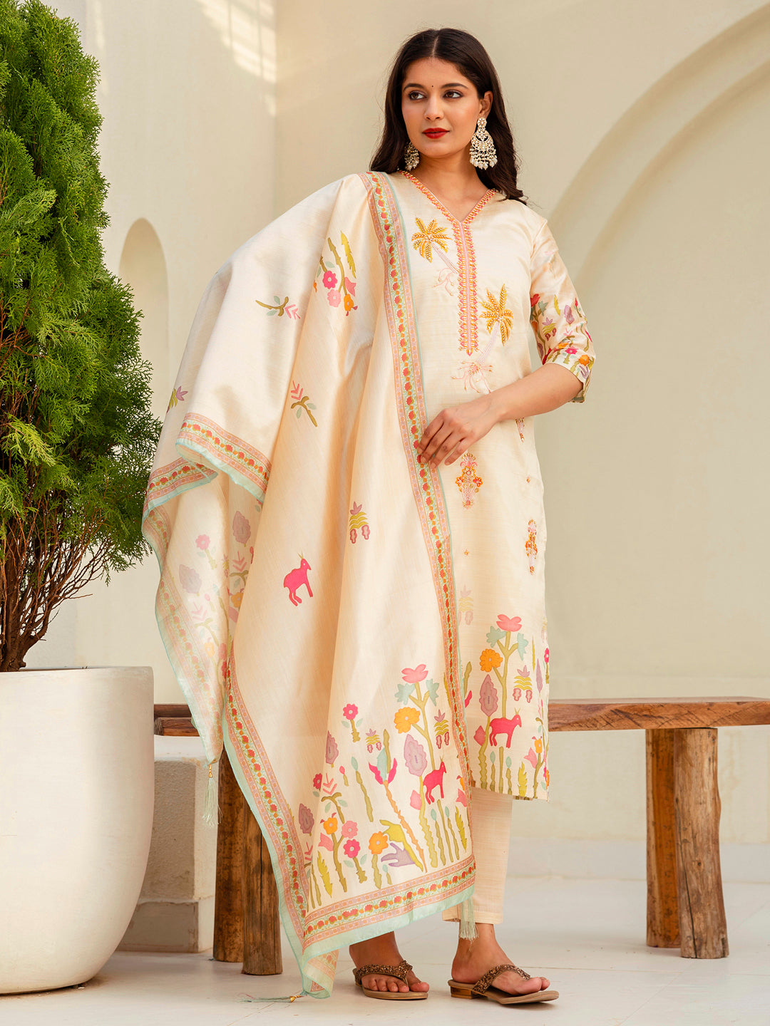 Cream Floral Print Silk Women Kurta Sets With Printed Dupatta Suits